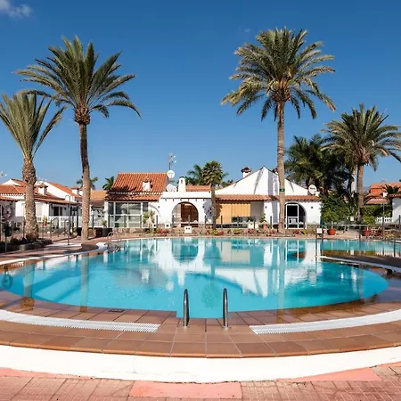 Semesterbostad Tropical *